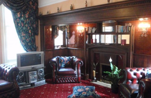 Horsham Hotel | Wimblehurst Hotel