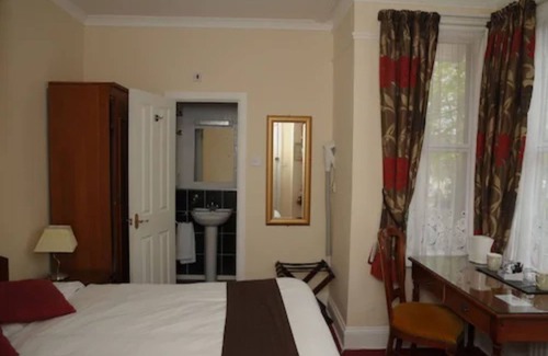 Horsham Hotel | Wimblehurst Hotel