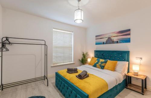 Winchester Apartment | Winchester City Centre Flat Sleeps 6 Free Parking
