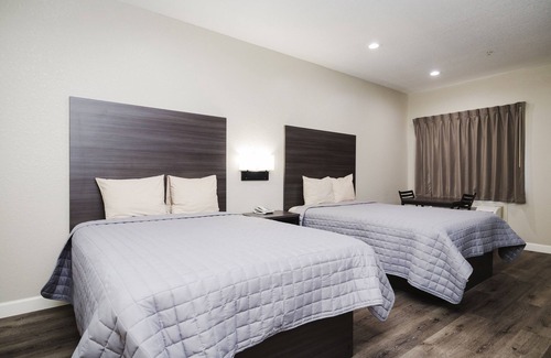 Humble Hotel | Winchester Inn & Suites Humble/IAH/North Houston