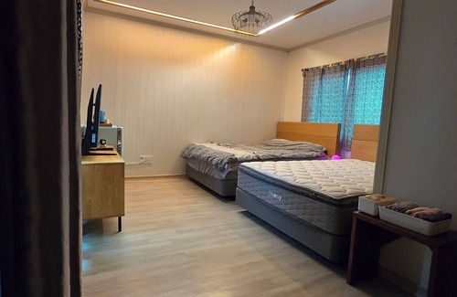 Andeok House | Wind Jeju Cafe & Pension