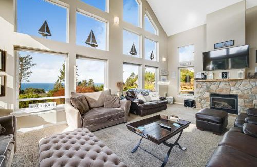 Cloverdale House | Wind 'N Sails