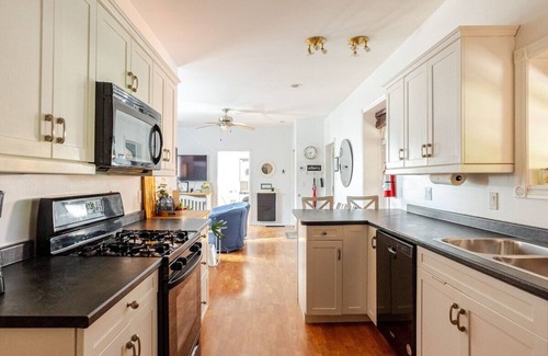 Belleville Apartment | Wind Rose 30 · Work & Stay Near Dining, Trails, & Downtown Charm