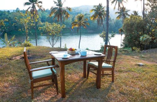 Devikolam Resort | Windermere River House