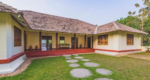 Devikolam Resort | Windermere River House