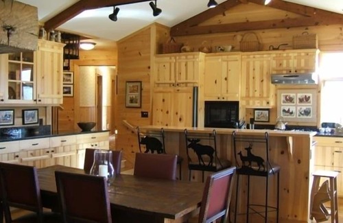 Hot Springs House | WINDING RIDGE - a Mountain-top lodge with incredible views!