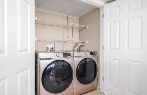 Crescent Beach Apartment | Windjammer 316