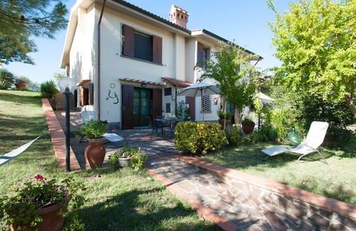 Empoli Apartment | WINDMILL apartment with private terrace
