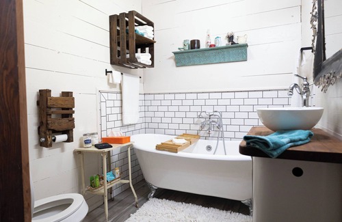 Geronimo Other | Windmill Farmhaus