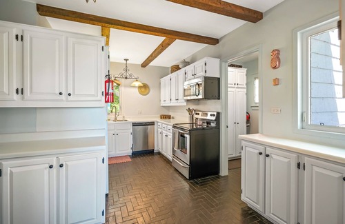 Fort Erie House | Windmill Point Place