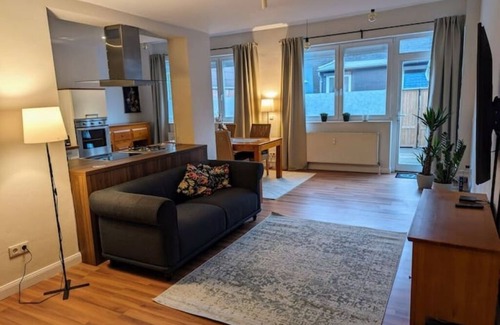 Saarlouis Condo | Window to the courtyard