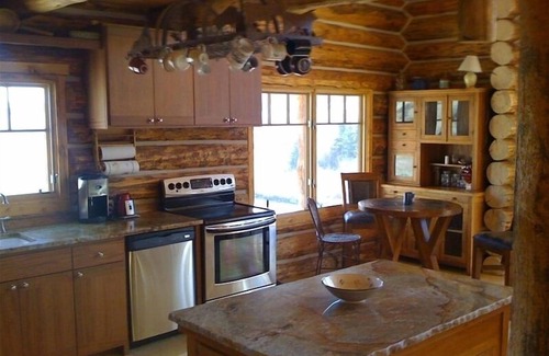 Dubois Cabin | WindRiver/Yellowstone Cabin