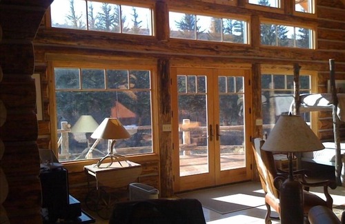 Dubois Cabin | WindRiver/Yellowstone Cabin