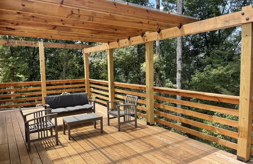 Ashley Oaks Cabin | windrock ridge luxury cabin - 5 min from windrock general store