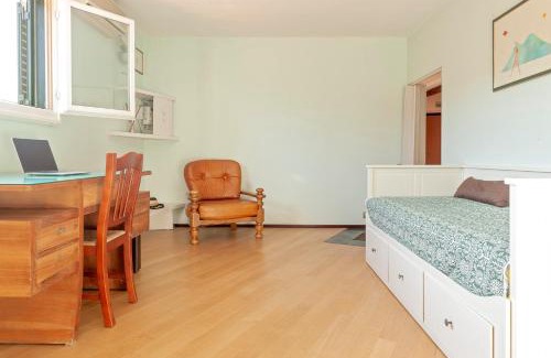 Livorno Apartment | Windrose Parrot' s Nest