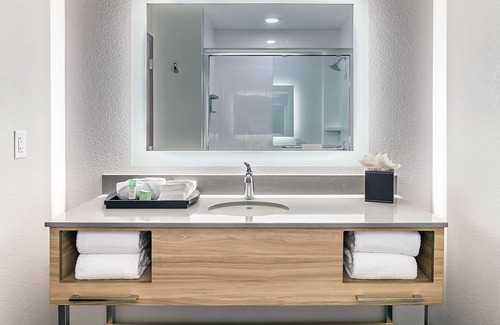 Park City Hotel | Winds Hotel At Crosswinds Casino
