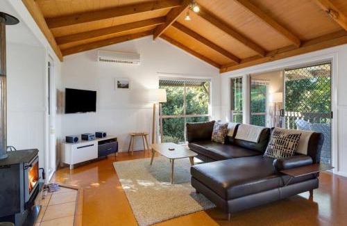 Ravensbourne Ski Chalet | Windsong at Ravensbourne Escape 2 Bedrooms