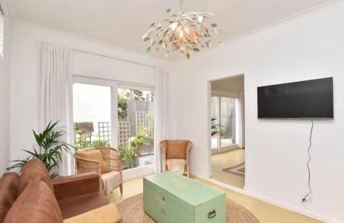 Kalk Bay Apartment | Windsor Cottage
