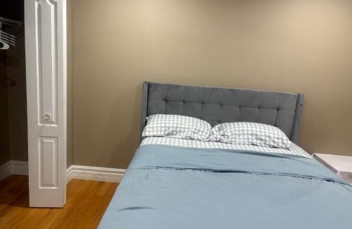 Woodslee House | Windsor Home Room 3