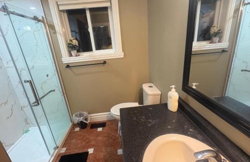Woodslee House | Windsor Home Room 3