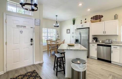 Windsor Palms House | Windsor Palms Vacation Home with Sunny Pool & Spa - Free Welcome Pack