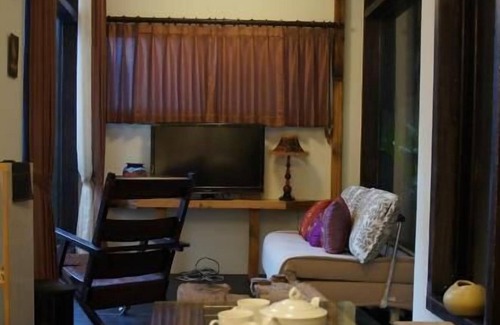Ruifang Bed & Breakfast | Windsor's Vanilla Garden B&B