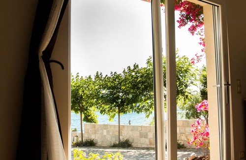 Kuciste Apartment | WINDSURFING WATERFRONT APARTMENT IDEAL GETAWAY,PEACEFUL