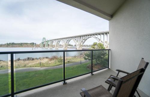 Newport House | Windward at the Regatta