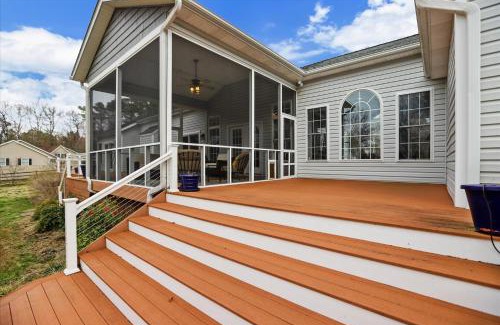 Grasonville House | Windward Cove