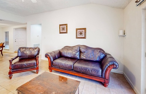League City House | Windward Wonders | House in League City with an enclosed yard