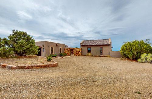 Eldorado at Santa Fe House | Windy Acres Retreat