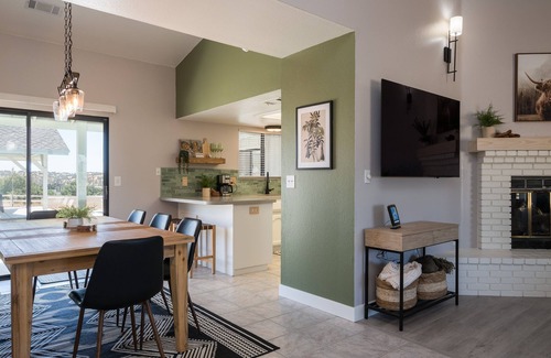 Paso Robles House | Wine Country Escape 4 BR Sleeps 11