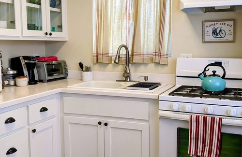 Victor House | Wine Country Home clean, quiet, rural getaway