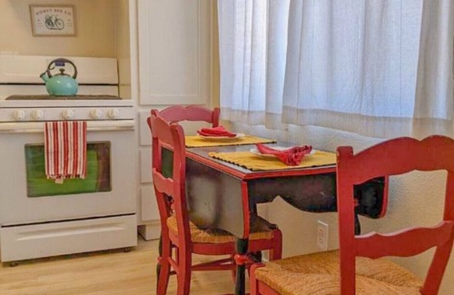 Victor House | Wine Country Home clean, quiet, rural getaway