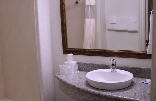Fredericksburg Hotel | Wine Country Inn