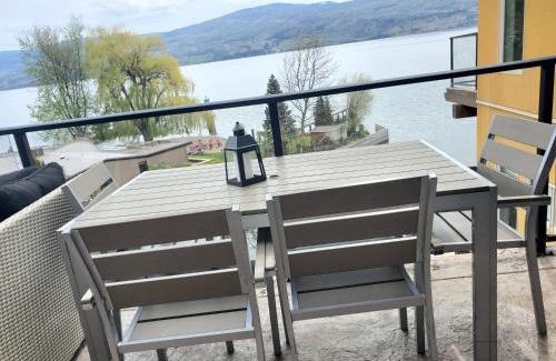Westbank Apartment | Wine Country Luxury Waterfront Condo