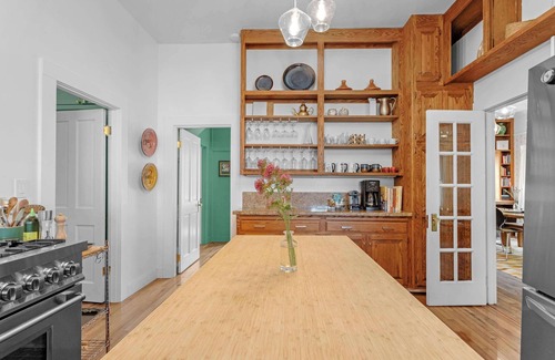 Guerneville House | Wine Country Retreat with Pool & Hot Tub - Dogs OK!