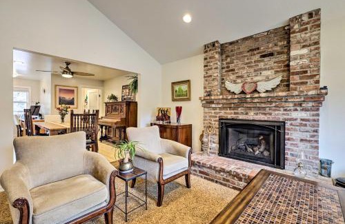 Glen Ellen House | Wine Country Retreat at Private Creekside House!