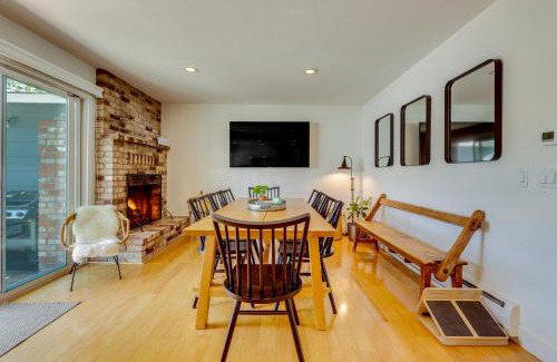 Forestville House | Wine Country Retreat in Russian River Valley!