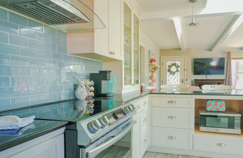 Lodge Hill Cottage | Wine Down Cottage in the Heart of Cambria