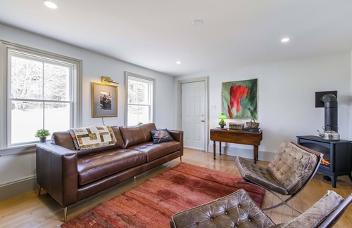 Saint Mary's House | Wine Harbour Village- Sutherland House