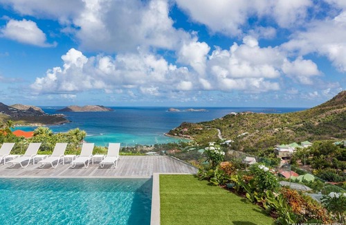 Morne Criquet Villa | Wine Note - Elegant Villa in St Barts - Ocean Views