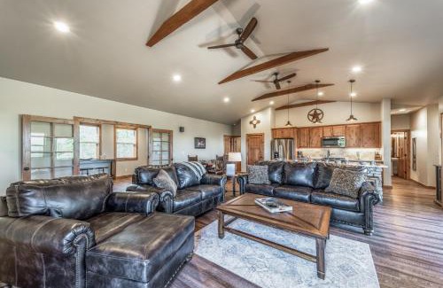 Ruidoso House | Wine Top