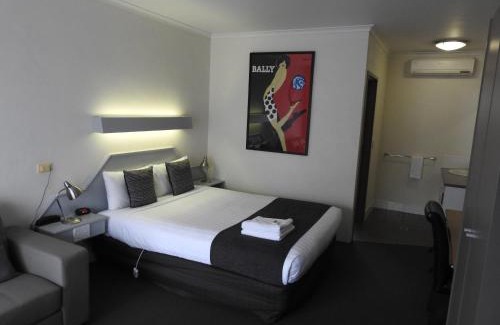 Rutherglen Hotel | Wine Village Motor Inn