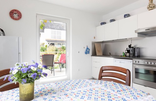 Winningen Apartment | Wine witch, comfortably furnished non-smoking apartment with two terraces