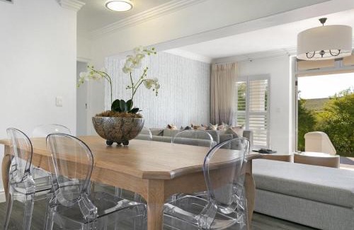 Stellenbosch Cabin | Winelands Golf Lodges 3