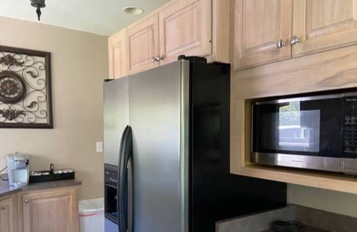 North East House | Wineries, fishing, beaches, snow sports, hiking & grapes
