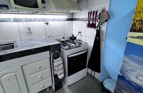 Lujan de Cuyo House | Winewalker walks to the cellars, pool, patio and garage.