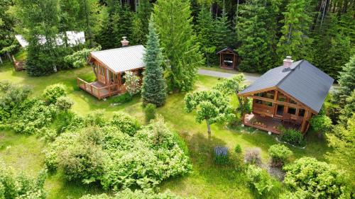 Kaslo Resort | Wing Creek Resort