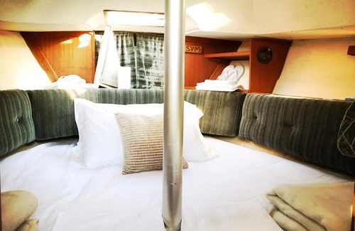 Minusio Boat Rental | Winga Sailboat, Do-Minus Design Retreat & SPA